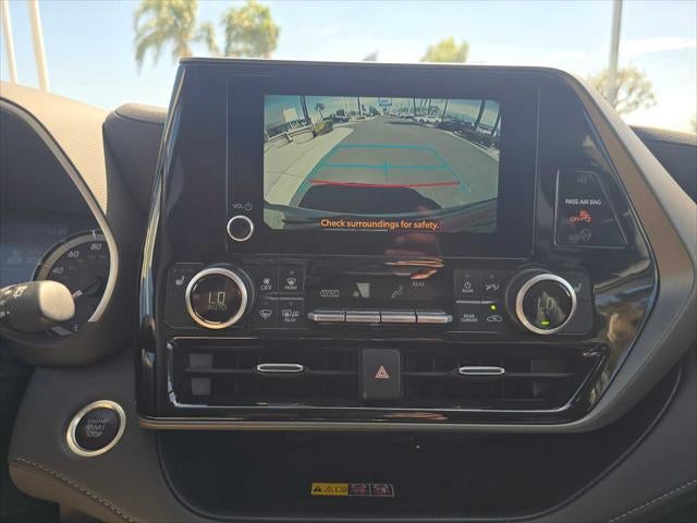2025 Toyota Highlander XLE