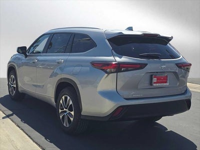 2025 Toyota Highlander XLE