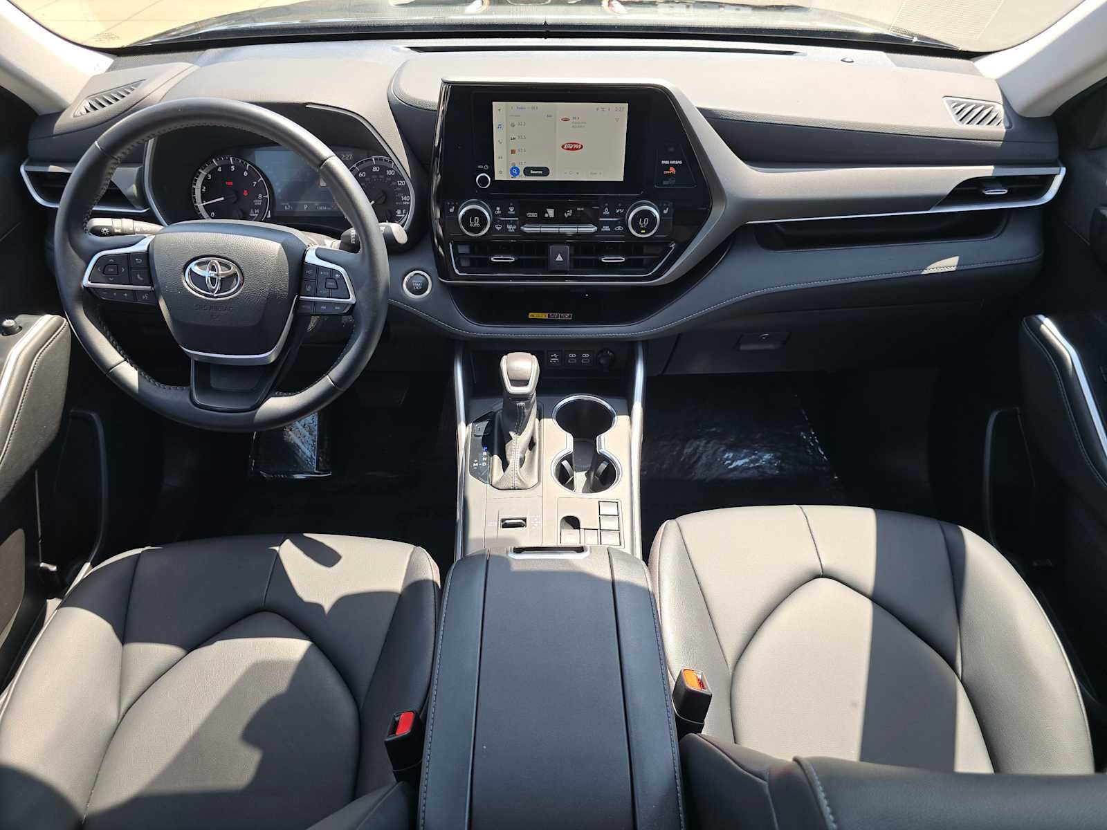 2025 Toyota Highlander XLE