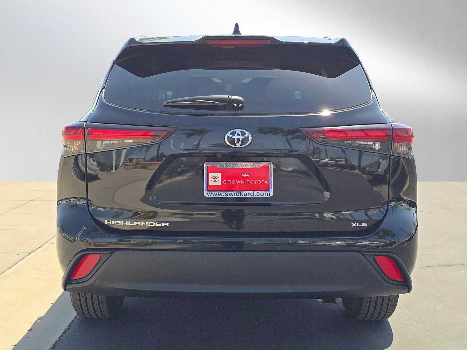 2025 Toyota Highlander XLE