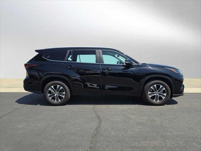 2025 Toyota Highlander XLE