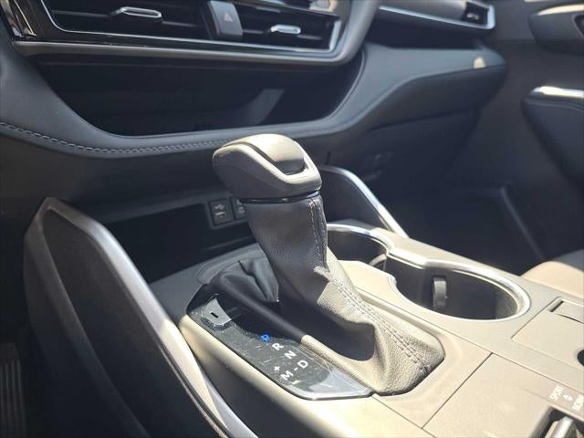2025 Toyota Highlander XLE