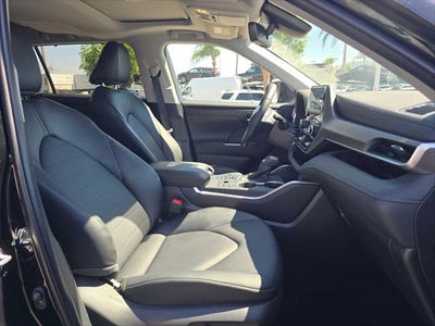 2026 Toyota Highlander XLE