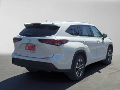 2026 Toyota Highlander XLE