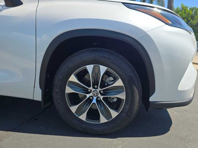 2026 Toyota Highlander XLE