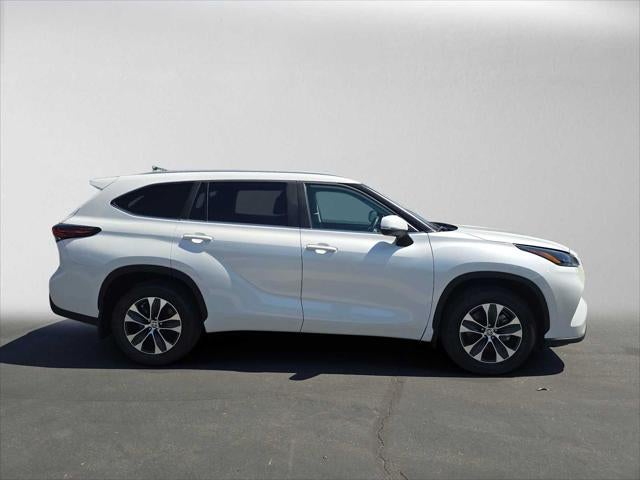 2026 Toyota Highlander XLE
