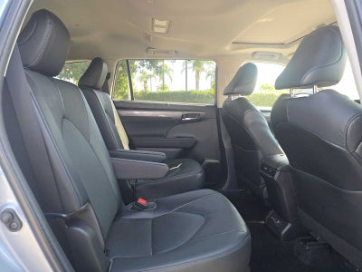 2023 Toyota Highlander Hybrid Limited