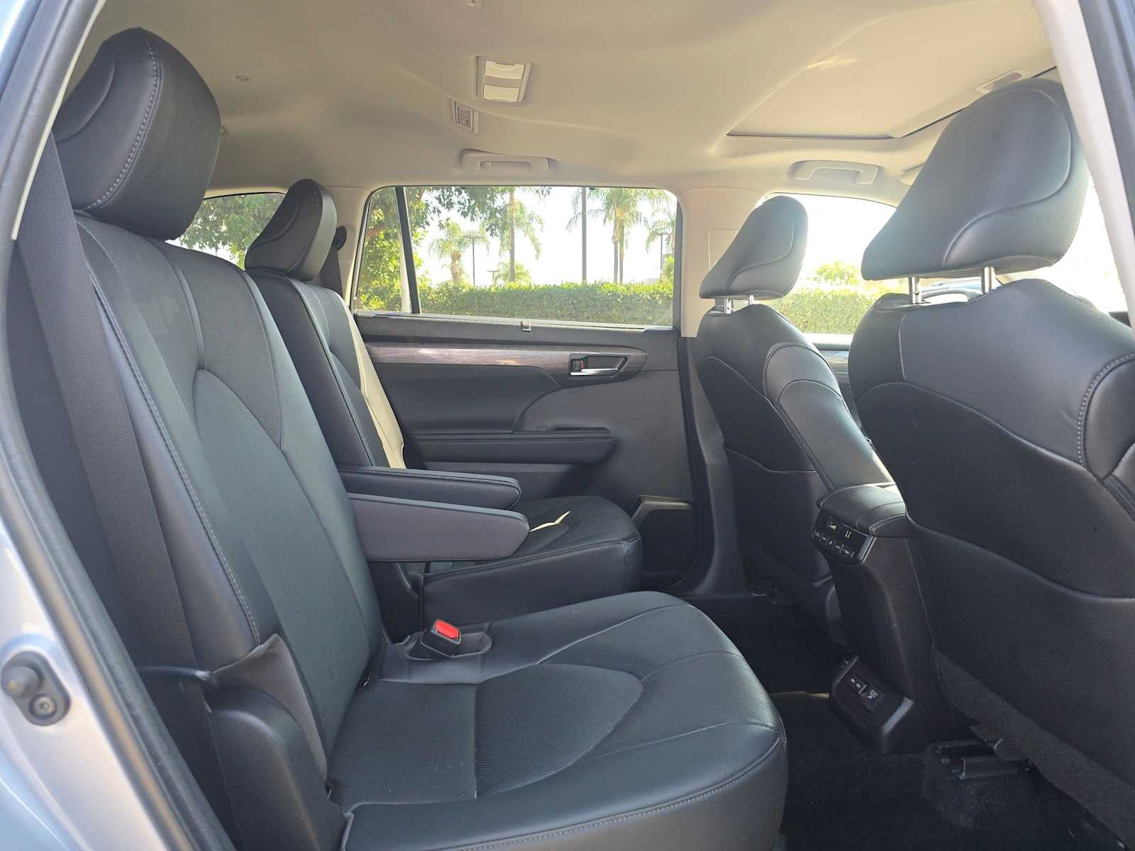 2023 Toyota Highlander Hybrid Limited