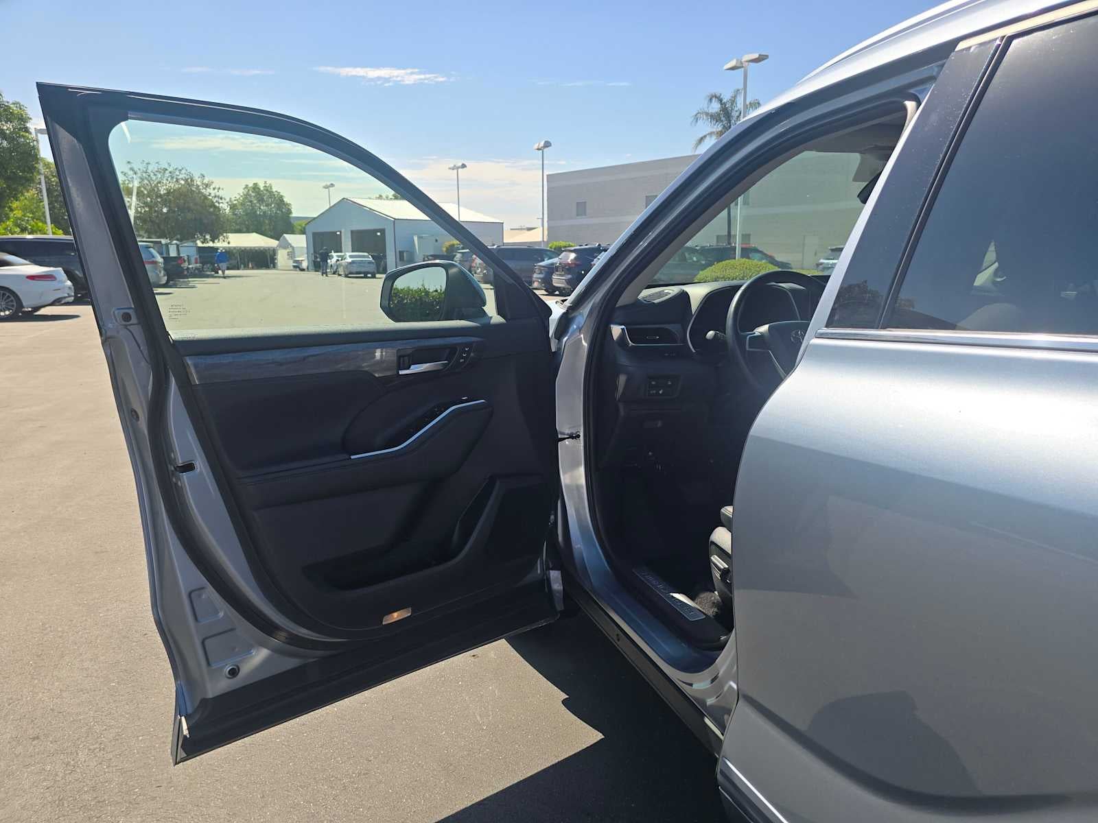 2023 Toyota Highlander Hybrid Limited