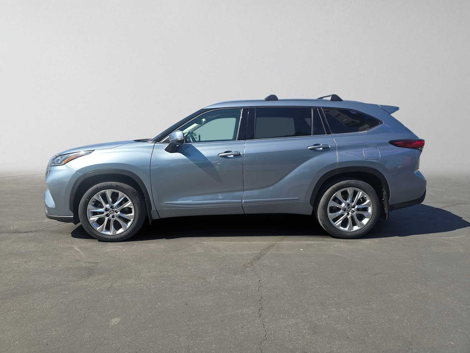 2023 Toyota Highlander Hybrid Limited