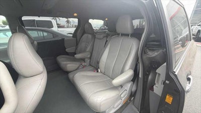 2013 Toyota Sienna XLE