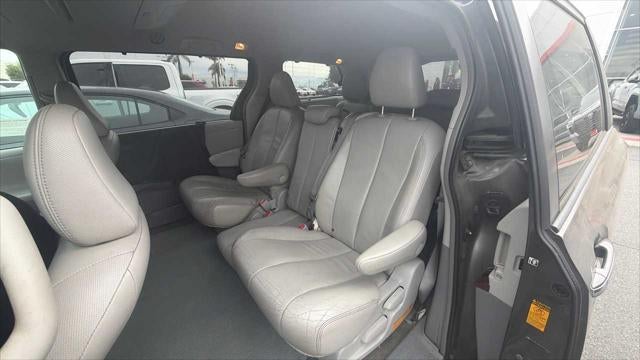 2013 Toyota Sienna XLE
