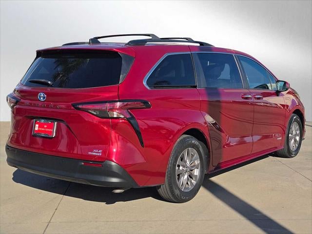 2021 Toyota Sienna XLE