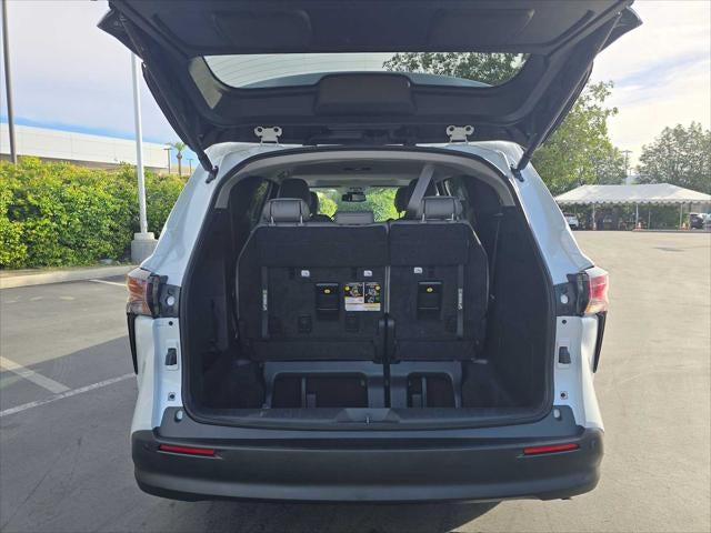 2025 Toyota Sienna XLE