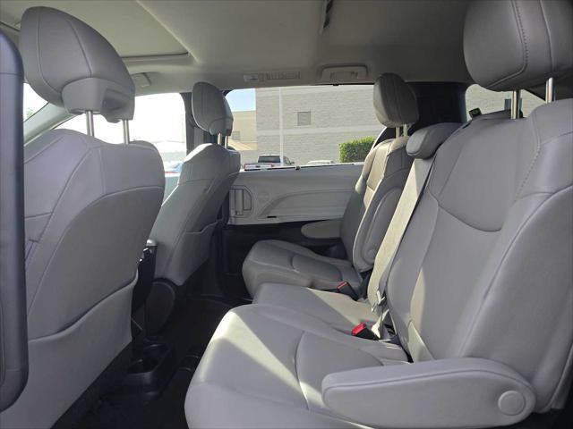 2025 Toyota Sienna XLE