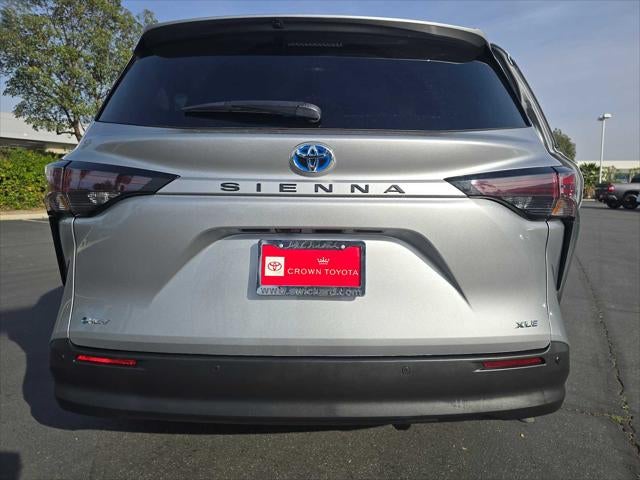 2025 Toyota Sienna XLE