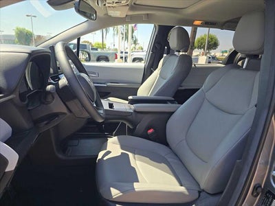 2026 Toyota Sienna XLE