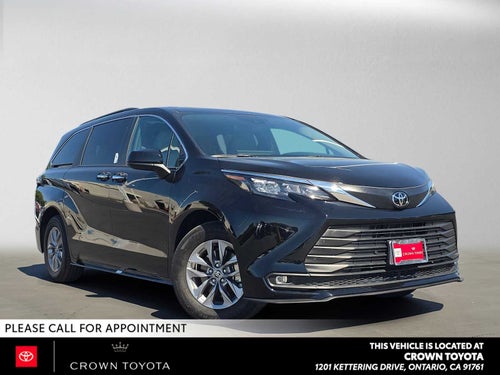 2026 Toyota Sienna XLE