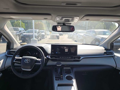 2026 Toyota Sienna XLE
