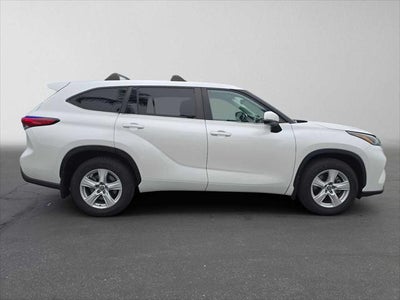 2023 Toyota Highlander Hybrid LE