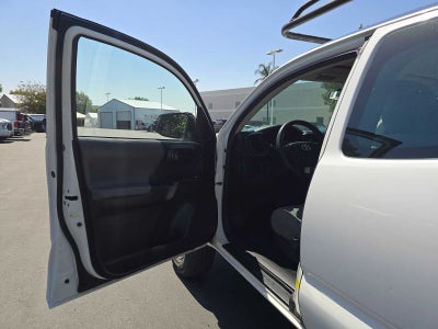 2016 Toyota Tacoma SR