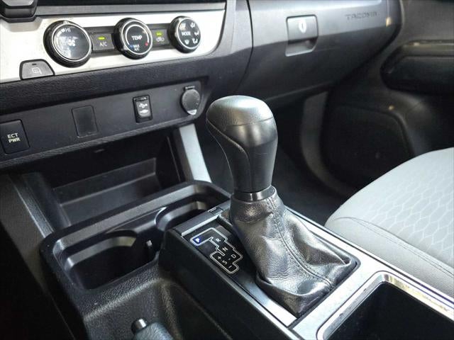 2016 Toyota Tacoma SR