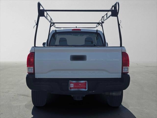 2016 Toyota Tacoma SR