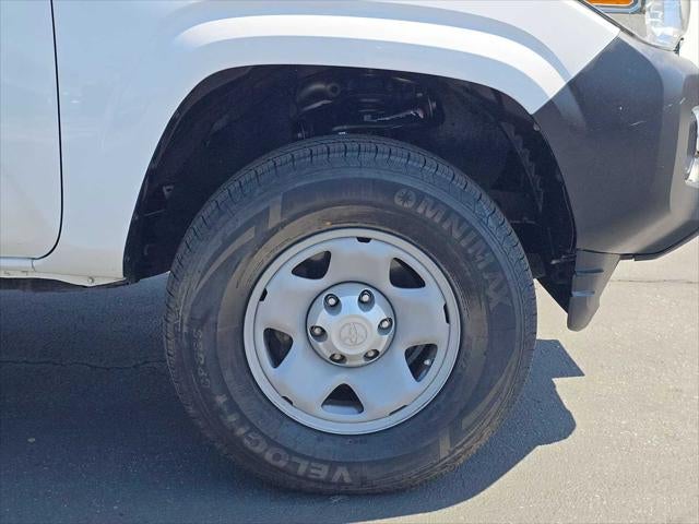 2016 Toyota Tacoma SR