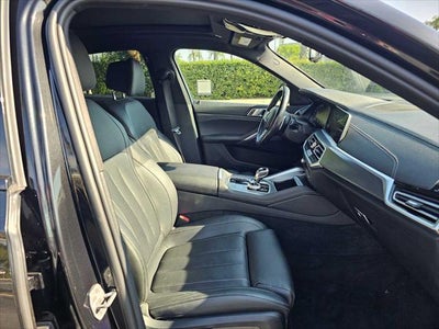 2022 BMW X6 xDrive40i xDrive40i