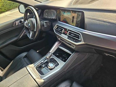 2022 BMW X6 xDrive40i xDrive40i