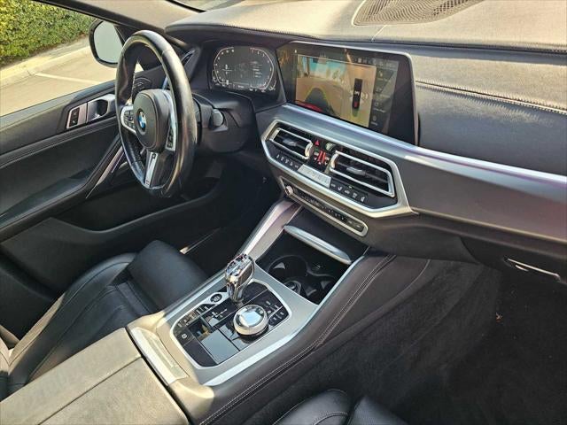 2022 BMW X6 xDrive40i xDrive40i