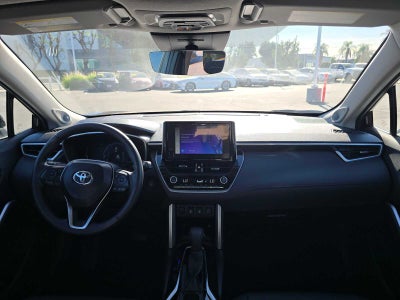 2025 Toyota Corolla Cross XLE