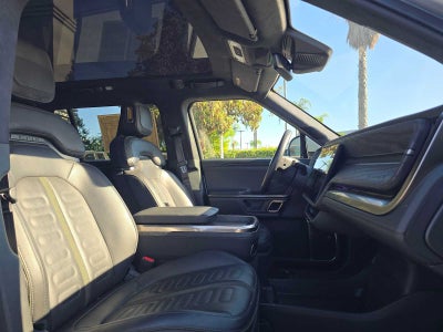 2023 Rivian R1S Adventure