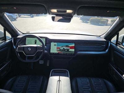 2023 Rivian R1S Adventure