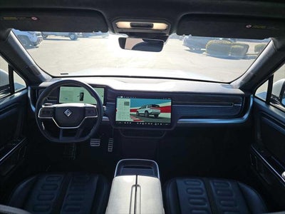 2023 Rivian R1S Adventure