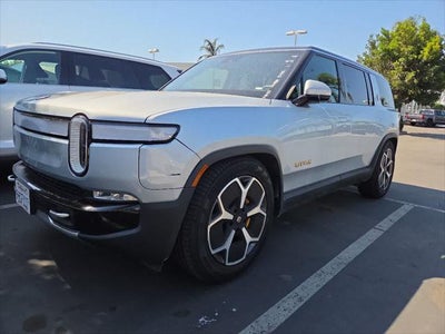 2023 Rivian R1S Adventure