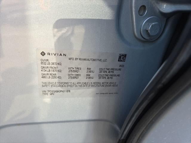 2023 Rivian R1S Adventure
