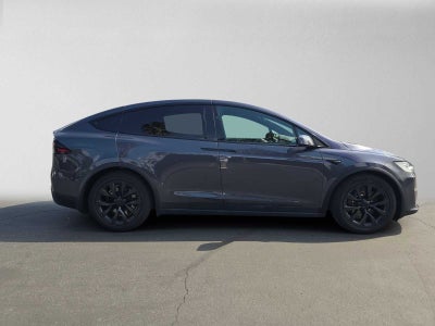 2022 Tesla Model X Base