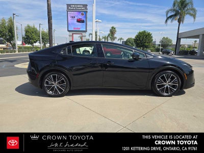 2025 Toyota Prius XLE