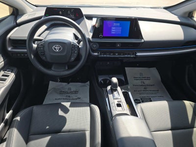 2025 Toyota Prius XLE