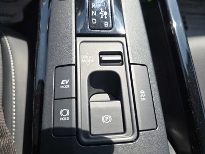 2025 Toyota Prius XLE