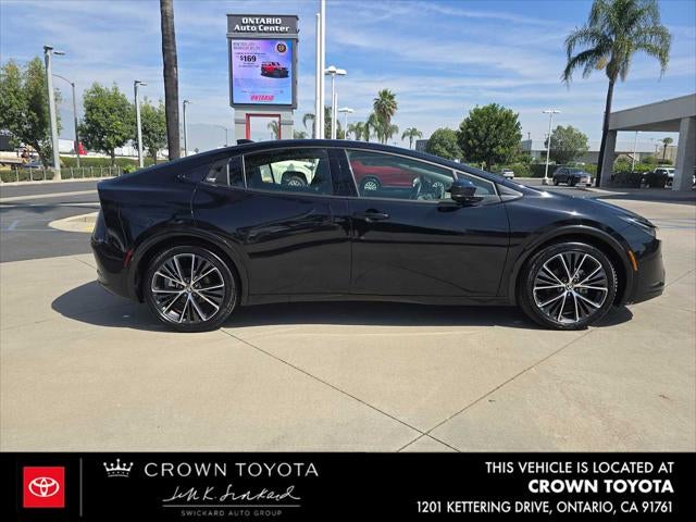 2025 Toyota Prius XLE