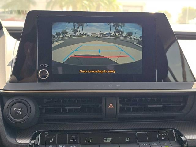 2025 Toyota Prius XLE