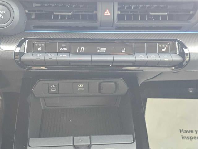 2025 Toyota Prius XLE