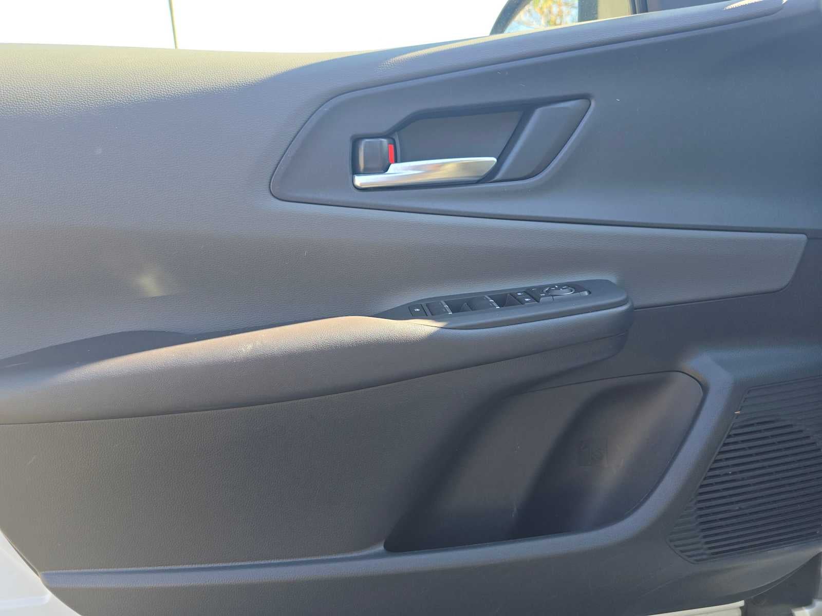 2025 Toyota Prius XLE