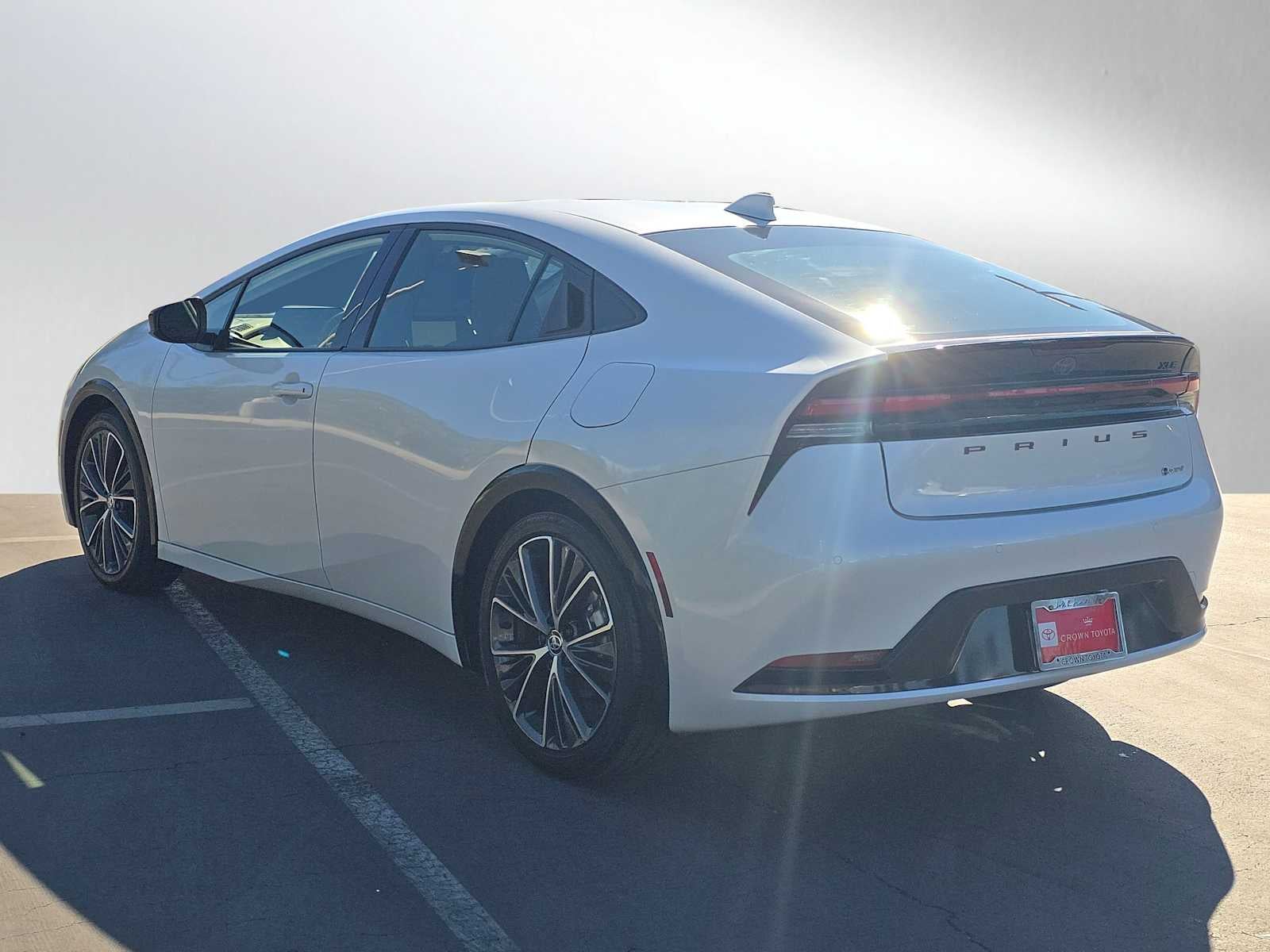 2025 Toyota Prius XLE