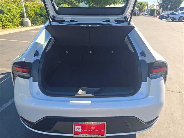 2025 Toyota Prius XLE