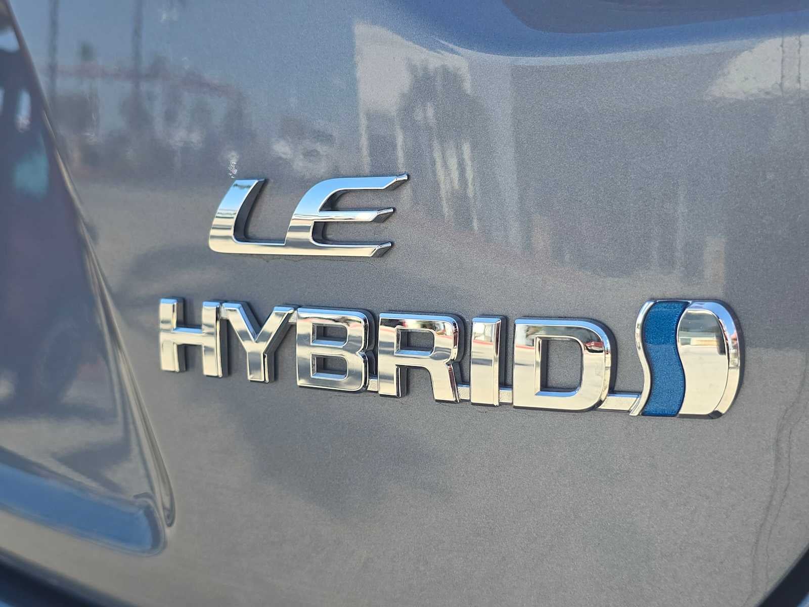 2024 Toyota Corolla Hybrid LE