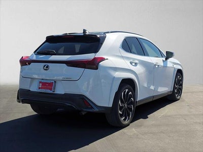 2024 Lexus UX 250h F SPORT Design