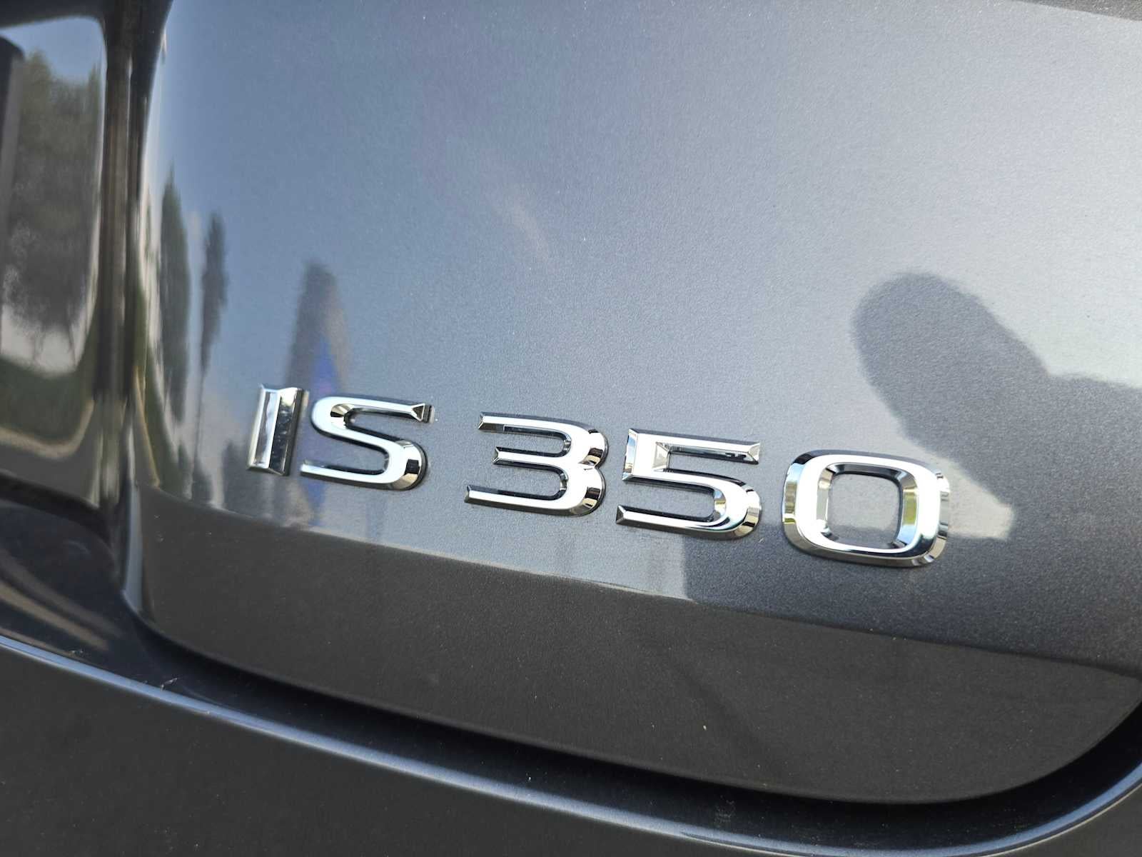 2025 Lexus IS F SPORT